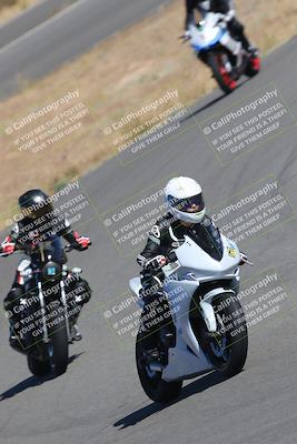 media/Nov-12-2023-Classic Track Days (Sun) [[11f17acb81]]/Group 3/session 2 turn 9/